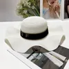 Diseñador para mujer Sombrero de paja con volantes Gorra plana Moda Caballero Gorras Higt Calidad Hombres Mujeres Sombreros para el sol 12 estilos