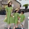 Família combinando roupas de vestido de vestido e irmã coreana meninas, filho combinando irmão filha mulher mãe menino vestidos roupas de verão Mãe 230421
