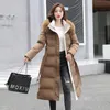 Parka da donna in piumino 2023 Giacca invernale in cotone da donna XLong sopra il ginocchio Colletto per capelli grandi Versione coreana Cintura dimagrante 231121