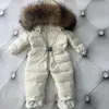 Kläder sätter ner jackan jumpsuits vinter Europa och Amerika barns päls krage soild huva ventilat elastisk midja
