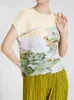 Women's T Shirts Miyake Short Sleeve Round Neck Women Tops Fashion Design Summer Style Pleated Ruffle Print Cover The Abdomen Commuter