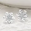 Boucles d'oreilles à clous exquis luxueux Zircon noël flocon de neige femmes strass Mini mode fête bijoux cadeaux pour les amis