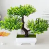 Dekorativa blommor konstgjorda plastväxter mini bonsai trädkanna falsk växt krukutblommor hemrum dekoration trädgårdsarrangemang ornament