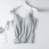 Camisoles Tanks inbyggda BH Camisoles Women Casual Spaghetti Straps Grundläggande vadderade tank tops ärmlös topp shaper med avtagbar hyllbra 230421