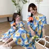 Família combina com roupas de verão Mamãe e filha Vestidos florais Família combinando roupas mãe e menina vestido igual para mulheres roupas de flores 230421