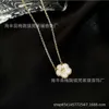 Desginer Clover Fanjia v Gold Four Leaf Grass Necklace Fritillaria High Edition Plum Blossom Lucky Grass Ear Stud