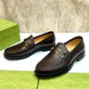 27 Model Lüks Erkek Klasik İş Ayakkabıları 2024 Yeni Erkek Tasarımcı Elbise Ayakkabı Moda İngiliz Tarzı Partisi Düğün Gece Kulübü Boyutu 45 Erkek Ayakkabı 1111