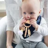 Ratels Mobiles 1pc geboren houten kinderziektes rammelaar speelgoed beuk dier hanger gepersonaliseerde naam rammelaars kauw babyproducten tanden voor baby 230420