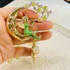 Moon Fairy Broche Vintage Midden-oude broches Bellen blazen Antieke accessoires