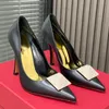 2023 Classic Brand High Heels Platform Shoe Pumps Nude/Black Patent Leather Peep-toe Women Dress Wedding Sandals Shoes size 35-40 -389