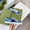 Tennis sneaker canvas luxurys sko kvinnor skor casual sneakers beige blå tvättad jacquard denim ess gummisul vintage