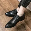 Chaussures habillées hommes en cuir respirant noir fond souple printemps et automne affaires vêtements de cérémonie décontracté A105