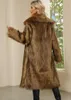 Pelliccia da donna da donna in Europa e America 2023 autunno inverno collo quadrato imitazione cappotto lungo