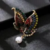 Broches Vintage strass papillon perle broche élégant exquis pull costume Corsage broches en métal bijoux cadeau