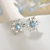 Boucles d'oreilles à clous exquis luxueux Zircon noël flocon de neige femmes strass Mini mode fête bijoux cadeaux pour les amis