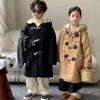 コート韓国語2023冬の幼児少年ウールウールコットンベルベット温かいフード付きベビーアウトウェアルーズソリッドホーンボタンキッドジャケット