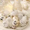 Weihnachtsdekorationen 1 Box Mixed Ball Ornament Weißgold Weihnachtsbaum Hängende Kugelanhänger für Zuhause Navidad Noel