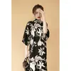 Ropa étnica 2023 Estilo chino Flor Impreso Retro Mejorado Media manga Cheongsam Vestido Verano de las mujeres sueltas de longitud media Qipao S489