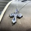 Hänghalsband Hainon Zirconia Cross Crystal Pendants Silver Color O Shape Chain Halsband Kvinnliga modesmycken gåvor för kvinnor