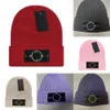 Cappelli Sciarpe Set Cappelli Sciarpe Set BeanieCappelli con teschio Beanie Berretto con teschio Designer Lettera Jacquard Beanie Island Uomo Donna inverno Cappello di lana caldo Cappellini da sci unisex 1 ufficiale