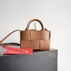 Designer Top Handle Bag 20cm Bolsa de ombro de luxo 10A Top Quality Mini Tote Bag Intreccio Lambskin Crossbody Bag Candy Arco Tote Bag 729029 com caixa B89V