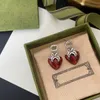 Luxe haut de gamme design fraise boucles d'oreilles charme designer marque de mode populaire pour femme cadeaux saint valentin bijoux de mariage avec boîte