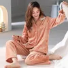 Kadın pijama pijamaları sonbahar ve kış pazen ev kıyafetleri kalınlaştırılmış mercan kadife peluş yalıtım seti