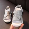 Moda bambino Primi camminatori Sandali con suola morbida Bambini Ragazzi Ragazze Sandalo da spiaggia Neonati Scarpe casual antiscivolo Scarpe da ginnastica