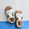 Sandalen Sommer echtes Leder Mädchen Sandalen offene Spitze Mode hohle Blütenblätter Rindsleder Kinder Strandschuhe Kinder Sandalen 6T 230421