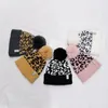 Tjock hatt mössa designer beanie monterade hattar varm vinter hatt jul hattar motorhuv hink hink hatt mössa stickad hatt skalle mössor leopard tryck mink ull hatt med boll