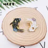 Pinnen broches cartoon schattige dierenbloemvis email Pinnen zwart witte koi karpers set legering broche badge accessoires vrouw sieraden cadeau voor kind z0421