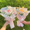 Fleurs décoratives Rose Crochet Fleur Bricolage Bouquet tricoté à la main Cadeaux artificiels finis pour les amoureux Cadeau de la fête des mères