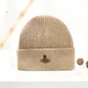 Viviennewestwood Viviene Westwood Beanie Hat Caps Hoed Dames Herfst en Winter Saturn Geborduurde Wollen Warme Muts Kasjmier Gebreide Muts