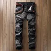 Jeans pour hommes Haute Qualité Hommes Casual Enduit Slim Droit Plissé Biker Pantalon Mâle Denim Plus Taille 42 231121