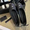 Cassic Designer Dress Buty Spring and Autumn 100% Balet Balet Flats Buty Dance Fashion Women Black Flat Boat Shoe Sandal Lady Leatt