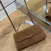 Kadın deri omuz çantası 19cm döndü kürk elmas altın donanım metal toka örgülü lüks el çantası matelasse zincir crossbody çanta makyaj çantası moda çantaları sacoche