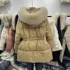 Piumino da donna Parka 2024 Giacche invernali Cappotto ultraleggero caldo Giacca da sci femminile Donna con cintura Parka con cappuccio Cappotto con collo in pelliccia grande 231121