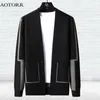 Maglioni da uomo Uomo Cardigan nero maglione 2023 Autunno Inverno Moda lavorata a maglia coreana di lusso Casual Solid Cappotti Giacca maschile Abbigliamento di alta qualità 231120