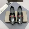 Nuovi uomini Scarpe eleganti Mocassini classici in pelle di vacchetta Scarpe piatte con fibbia in metallo Muli Princetown Mens Brand Trample Lazy Slides Mocassini taglia 38-45