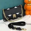 eleganteendibags swomen Sac à bandoulière Sac à main Chette Felicie Cross Body Chain Messenger bag Envelope Wide Shoulder Strap Wallet Vintage Purse