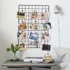 Decorative Objects Figurines Nordic Iron Grid Wall Art Decoration Shelf Home Decor Bedroom Pos Frame Postcards Mesh Display Storage Organizer Racks Holder 231121