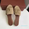 Scarpe da piano loro miglior qualità vera pelle vera passeggiata estate sandali designer di tendenza piatti piatti piatti abbelliti in pelle scamosciata slip slip pavone da donna lussuoso