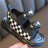 Hochwertige Kinder Sandalen Baby Jungen Mädchen Sommer Strand Rutschen Kleinkind Kinder Slip-On Schaumstoff Hausschuhe Leichte Schuhe