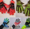 Sports Gloves Predators Pro Latex Soccer Professional Goalkeeper Goalie Without Fingersave Gk Equipment Whole Supplier