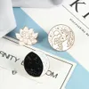 Szpilki broszki kreatywne białe czarną czarną broszkę konstelacja lotosu nadmorska fala okrągłe szkliwa szpilki plecak metalowy klapa pin badge biżuteria prezent Z0421