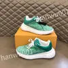 2023 Fashion Men's Classic design Non-slip beach shoes polychrome Little white shoes high quality comfortable