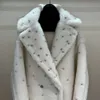 Женское шерстяное пальто Max, зимняя парка, подиум, плюшевые пальто, дизайнерская длинная куртка-пуховик с V-образным вырезом, шуба из верблюжьей шерсти с ручной вышивкой