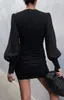 Vestidos casuales Sexy Escote en V profundo Negro Manga larga Buff-Sleeve Mini vestido Streetwear Moda plisada Fiesta delgada