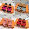 Designertofflor Märke Dam Lädersandaler Platta Sommarsandaler Flip Flop Krokodilskinn Slides Dam Beach Sandal Party Bröllopstofflor med låda