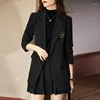 Robe de deux pièces Survêtement élégant Vintage Set Femmes Coréenne Lâche Double Blazers Manteaux et Mini Jupe plissée Tenues d'automne